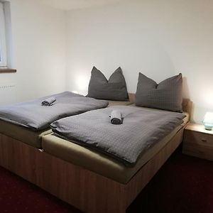 Standardrum med King size-säng